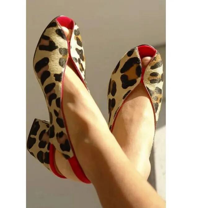 Men'S Shoes In Style - Sandalias de tacón grueso con estampado
